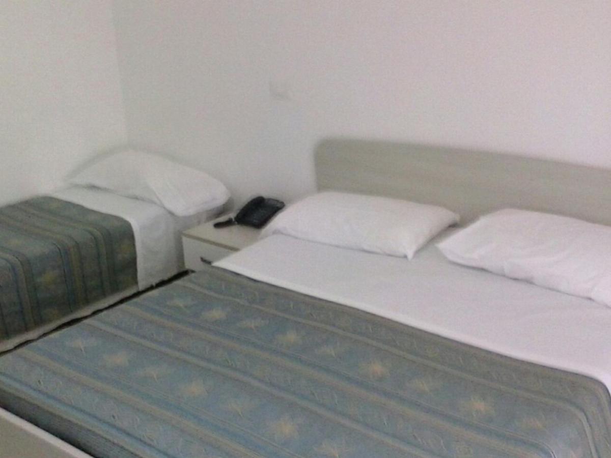 סקאורי Hotel Aurora חדר תמונה
