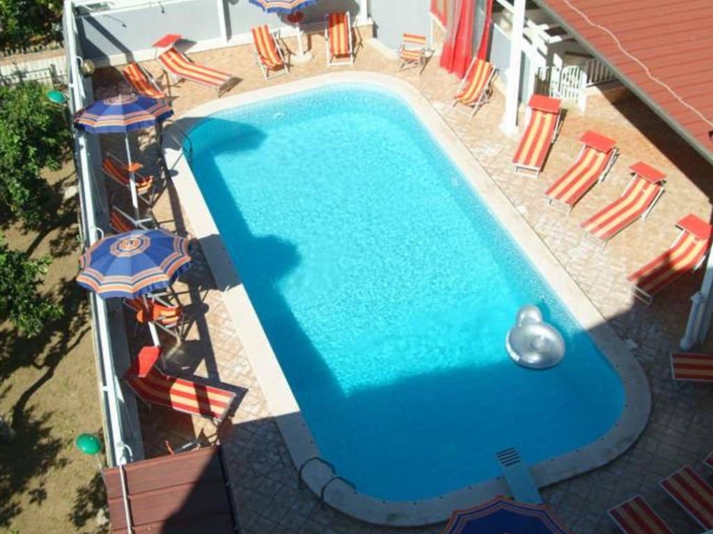 סקאורי Hotel Aurora מראה חיצוני תמונה